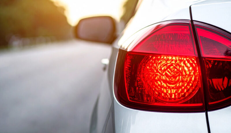 What are the rules for car lights in the UK?